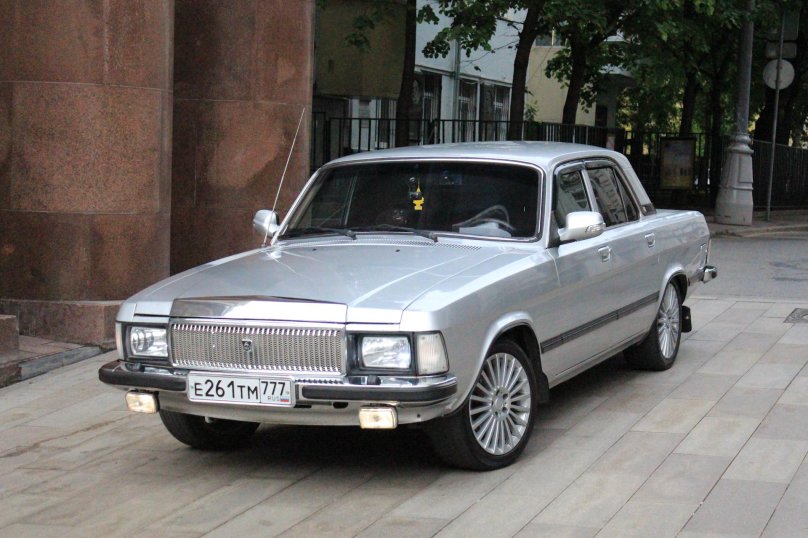 Волга ГАЗ 3102