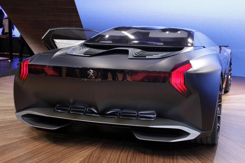 Спорткар Peugeot Onyx