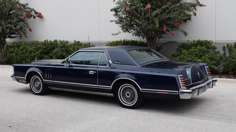 1977 Lincoln Continental Mark v