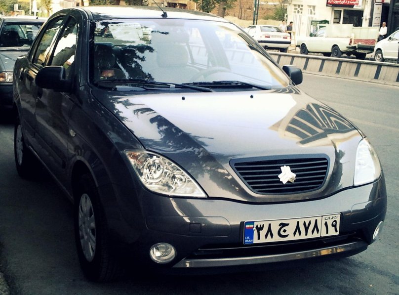 Автомобиль Шахин Иран