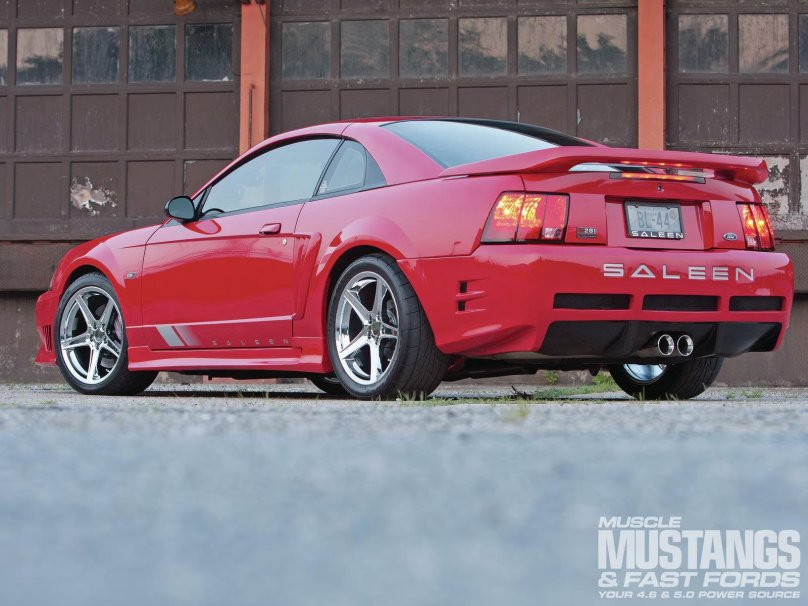 Ford Mustang Saleen 2000