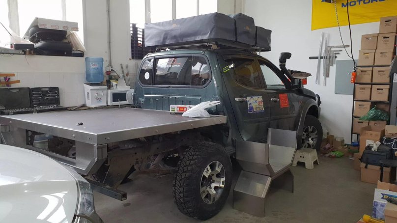 Mitsubishi l200 Camper