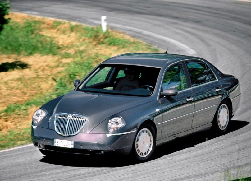 2002 Lancia thesis