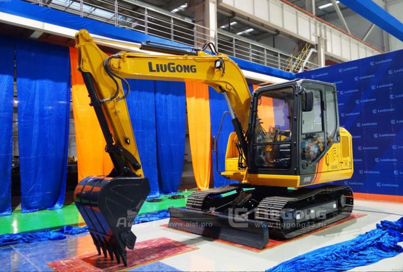 Гусеничный экскаватор Liugong clg925d