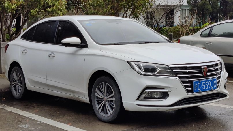 Roewe i5