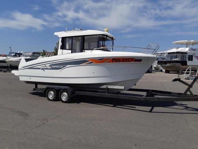 Катер Барракуда 7