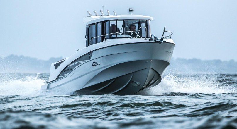 Катер Барракуда 695