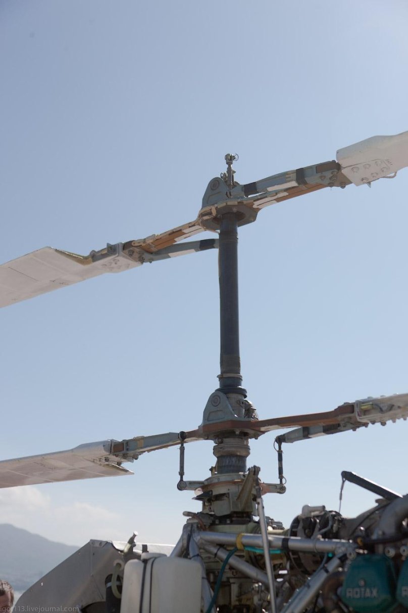 Втулка несущего винта вертолета Роторфлай