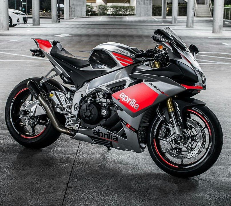 Aprilia rsv4