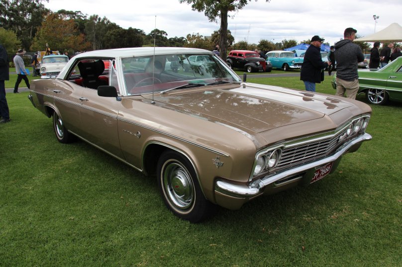 Chevrolet Impala 1966