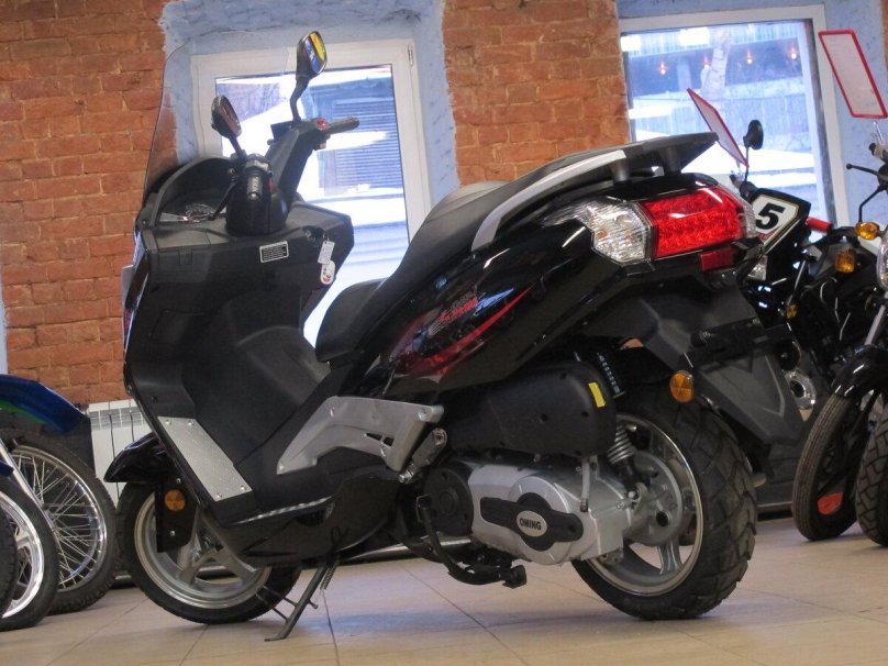 Лифан Комета 250 скутер