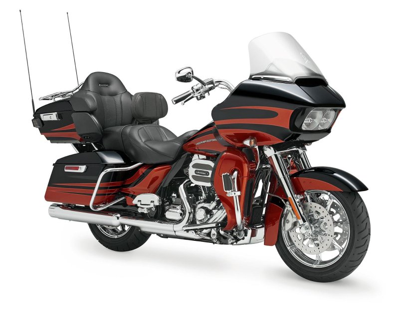 Харлей Дэвидсон Road Glide Ultra