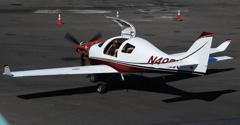 Самолёт Evolution Lancair IV