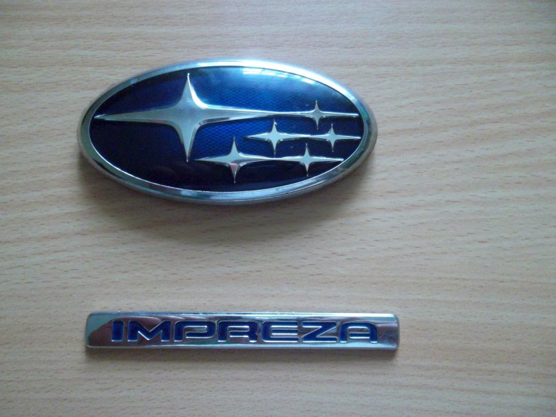 STI Subaru шильдик