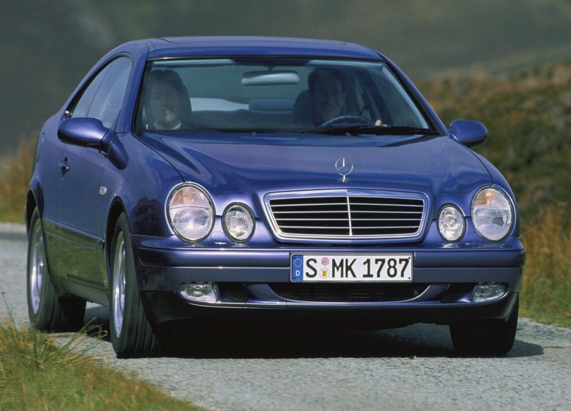 Mercedes-Benz CLK c208