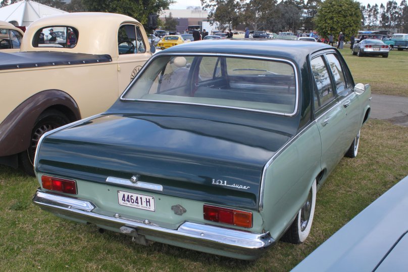 Vauxhall Victor 101 super