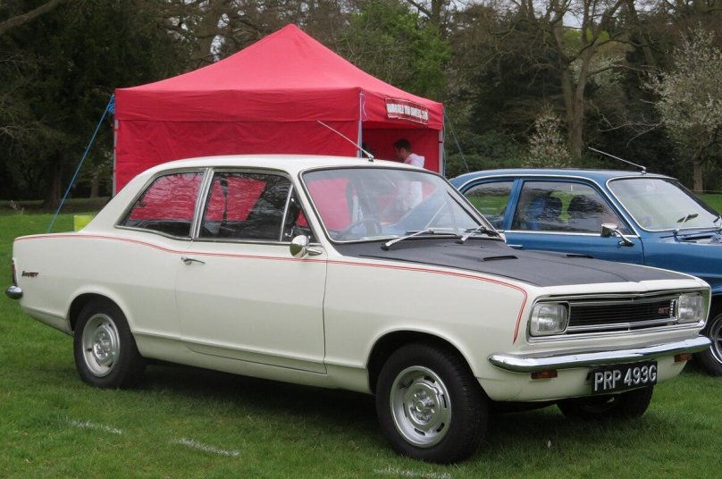 Vauxhall Viva 2005