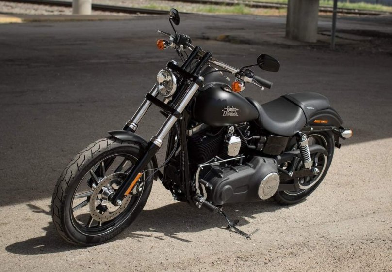 Harley Davidson Dyna Street Bob