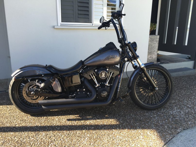 Harley Dyna Street Bob Custom