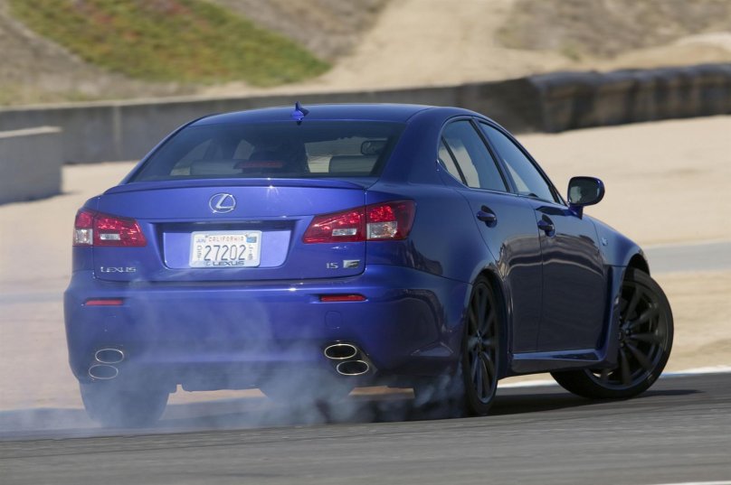 Лексус is f 2008