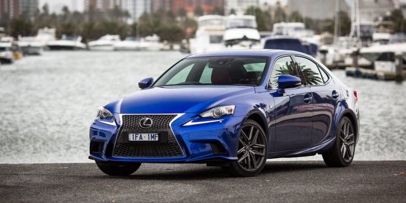 Lexus is f 2013