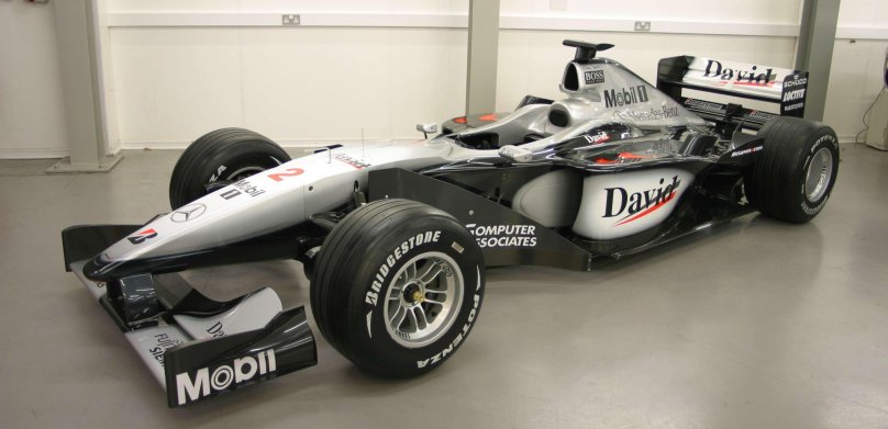MCLAREN Mercedes mp4-15