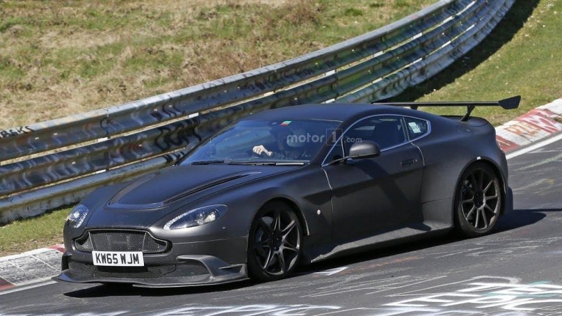Aston Martin gt8