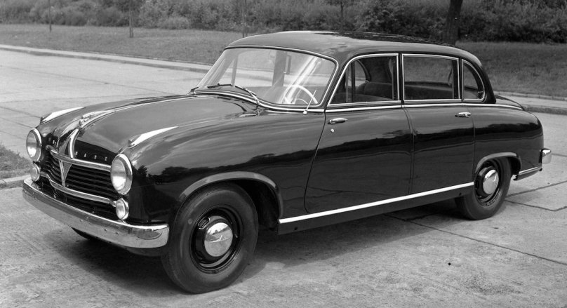 Borgward Hansa 2400