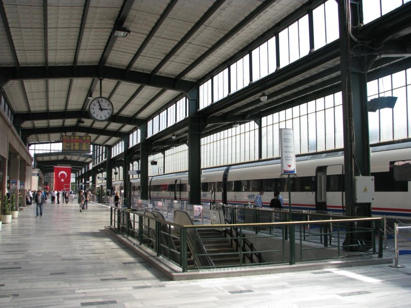 Железнодорожный вокзал Анкары
