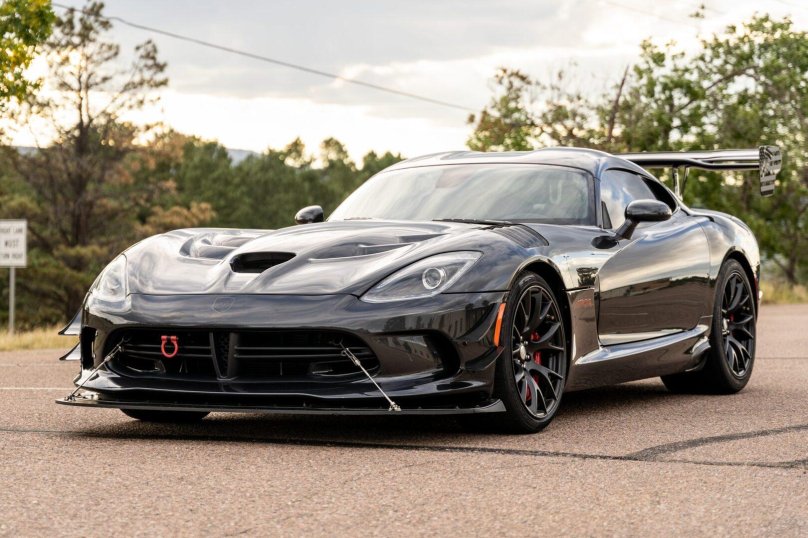 Dodge Viper ACR extreme Aero package