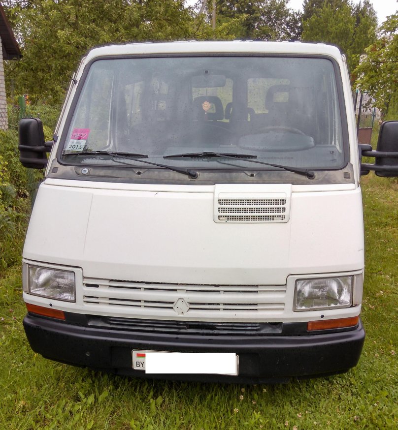 Опель Арена 1998 гурзових