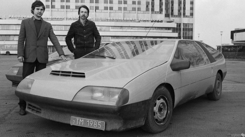 Геннадий Хаинов Лаура