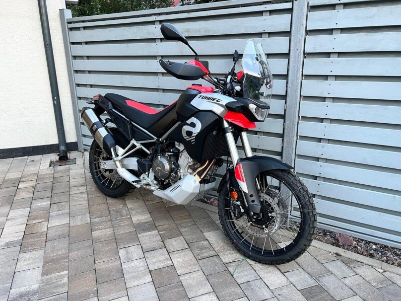 Aprilia Tuareg 660