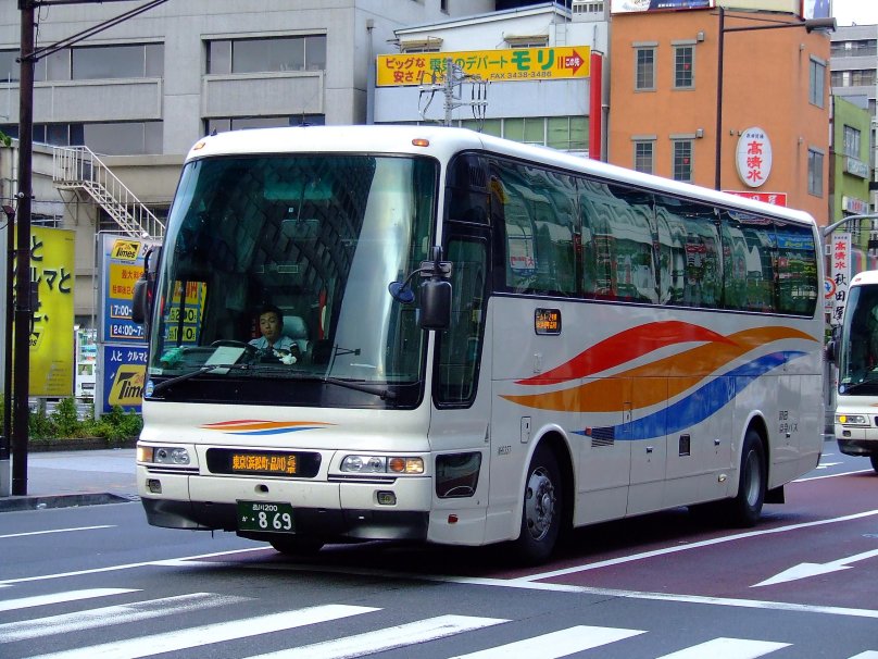 Mitsubishi Bus Aero Queen