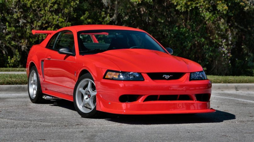 Ford Mustang SVT Cobra r 2000