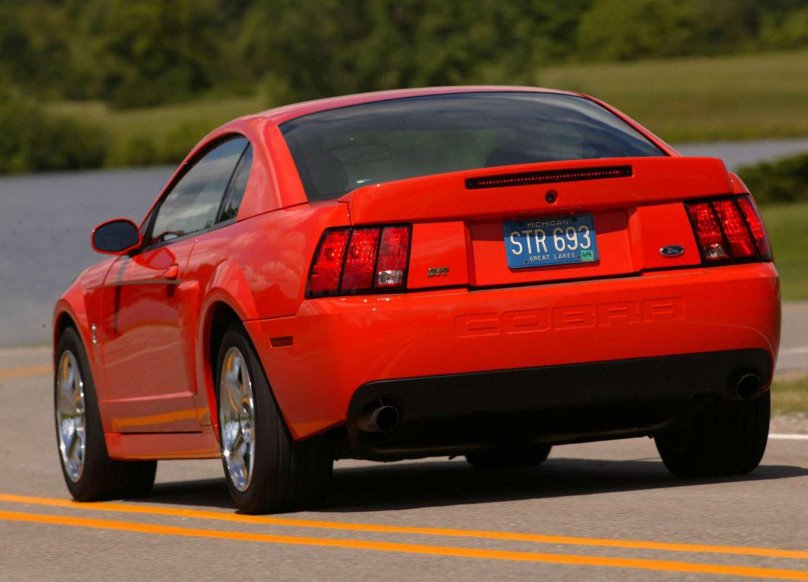 Ford Mustang SVT Cobra 2003