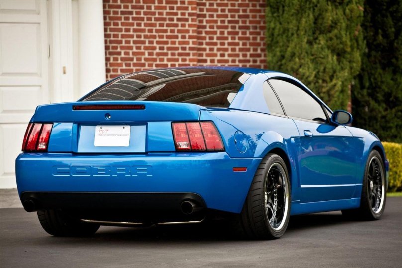Ford Mustang Cobra 4 SVT
