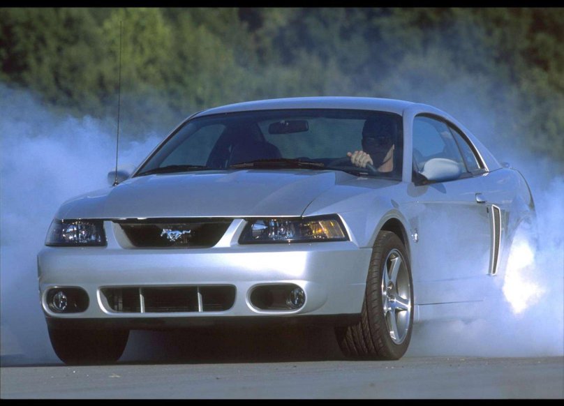 Ford Mustang SVT Cobra 2003
