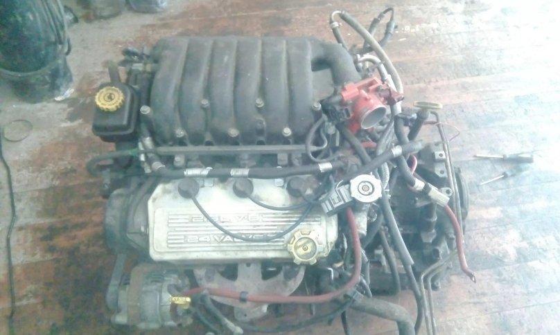 Крайслер Cirrus 2.5 двигатель