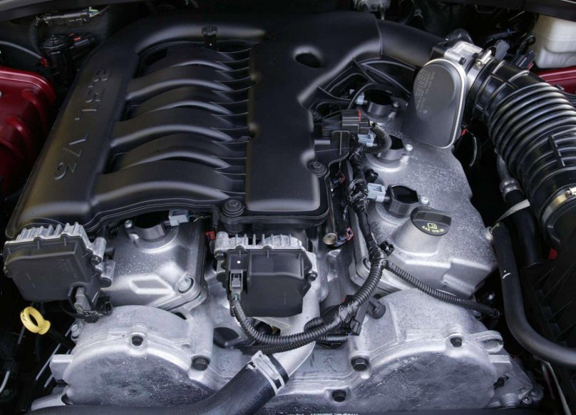 Крайслер 300с мотор