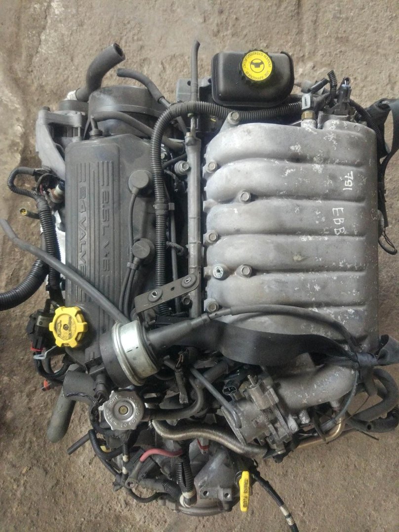 Двигатель Крайслер Циррус 2.5