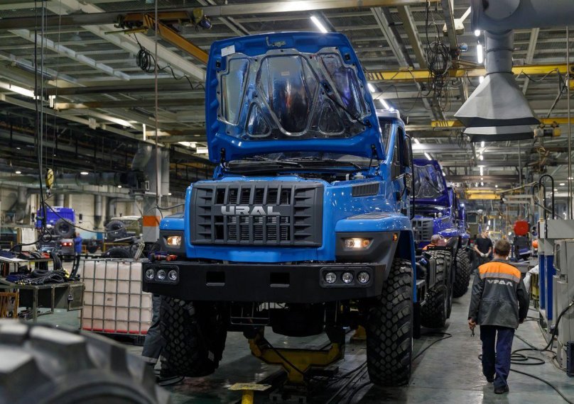 Автомобильный завод Урал