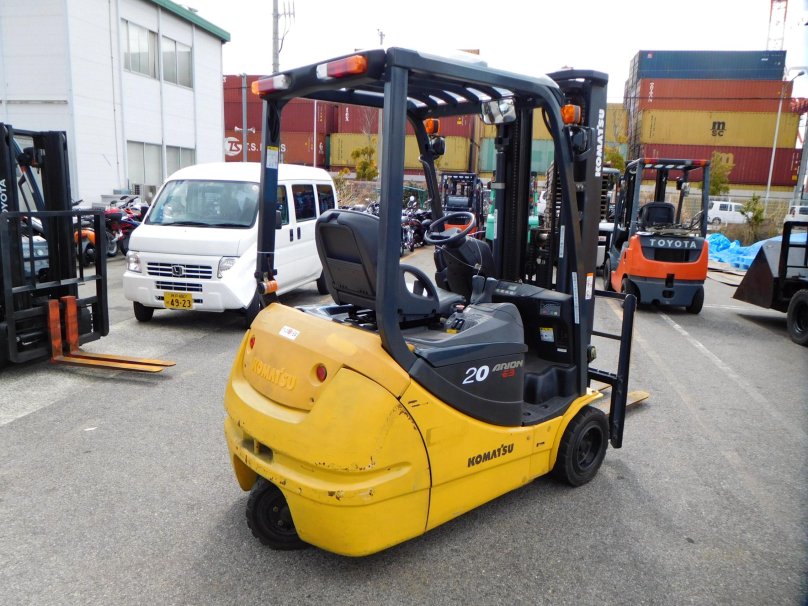 Вилочный погрузчик Коматсу 20