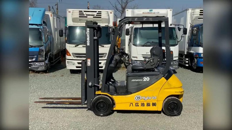 Комацу погрузчик электрический 20