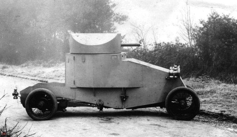 Бронеавтомобиль Ланчестер 1914 года