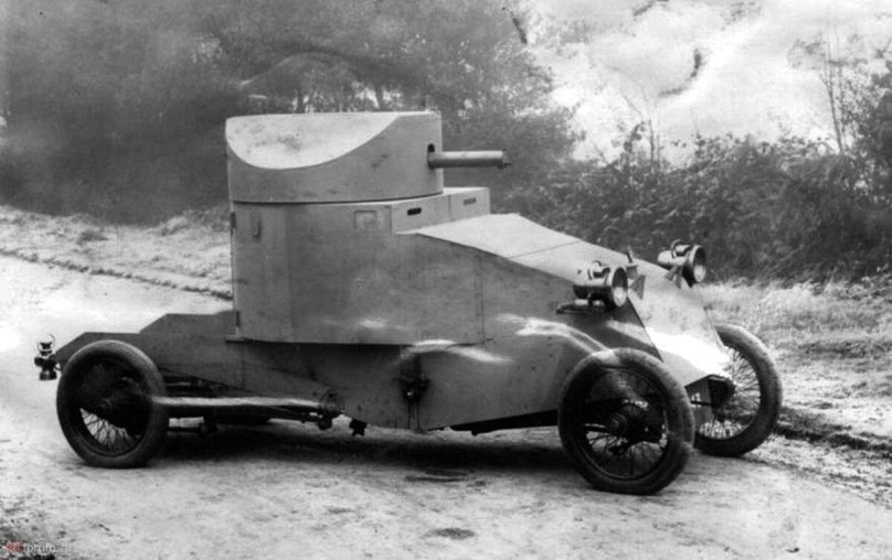 Бронеавтомобиль Lanchester