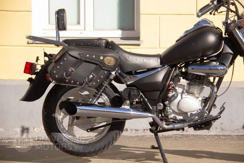 Baltmotors Classic 200 накладка на бак