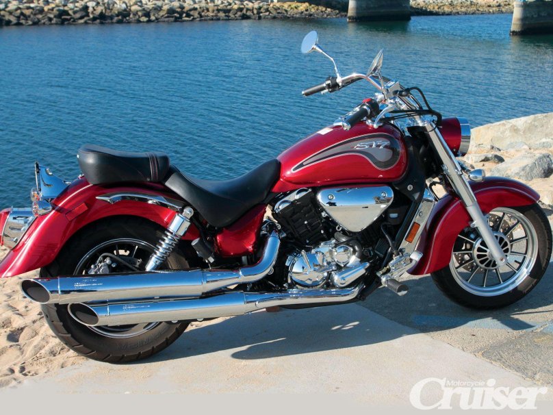 Мотоцикл st7