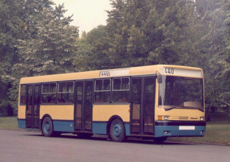 Икарус 410