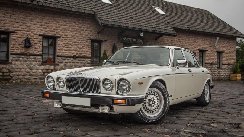 Jaguar XJ Daimler